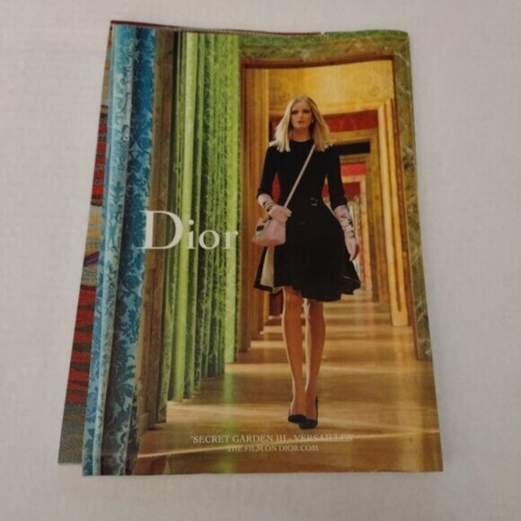 VOGUE MAGAZINE- AUGUST 2014-"BLAKE LIVELY"-VINTAGE-LIKE NEW - Picture 2 of 2